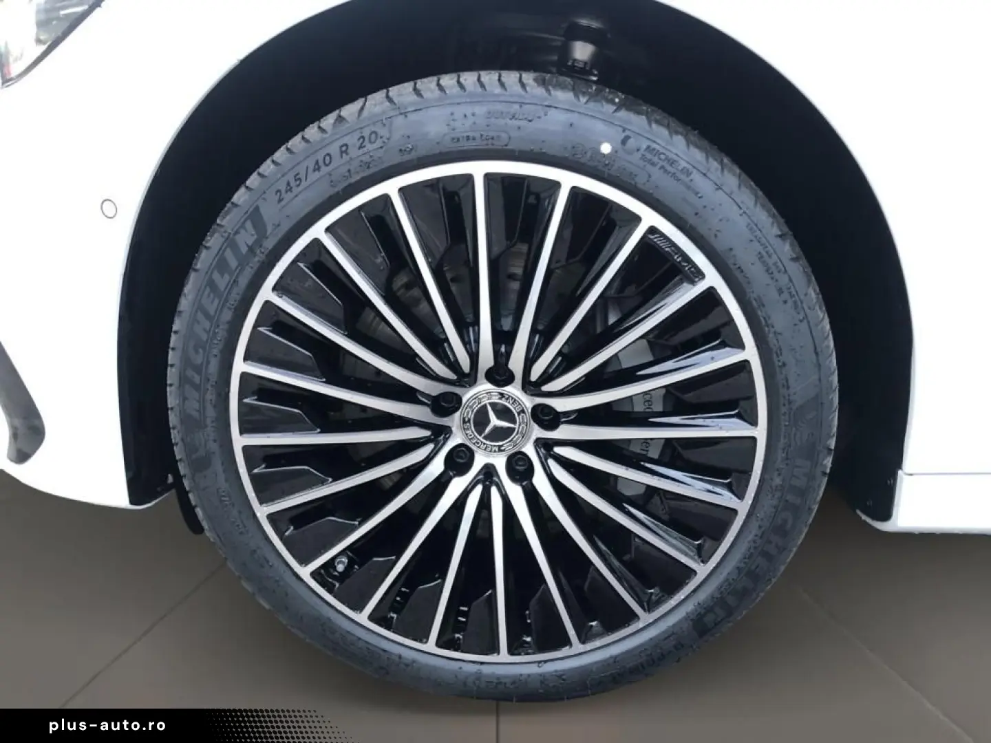 MERCEDES-BENZ E 450 d 4MATIC  AMGPremium Superscreen