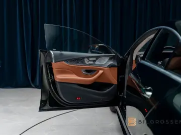 MERCEDES-BENZ CLS 450 4MATIC Premium  Pano Burmester HUD