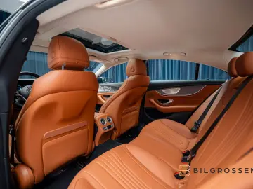 MERCEDES-BENZ CLS 450 4MATIC Premium  Pano Burmester HUD