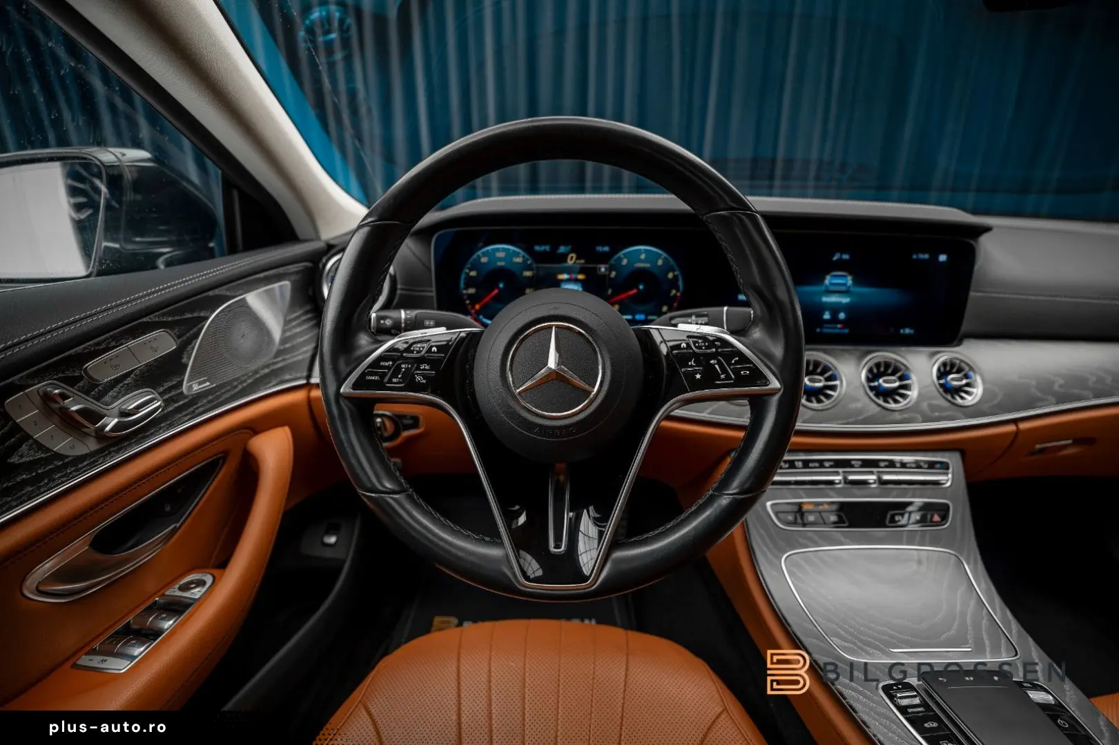 MERCEDES-BENZ CLS 450 4MATIC Premium  Pano Burmester HUD