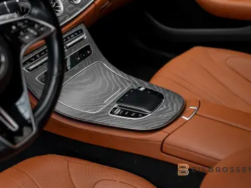 MERCEDES-BENZ CLS 450 4MATIC Premium  Pano Burmester HUD