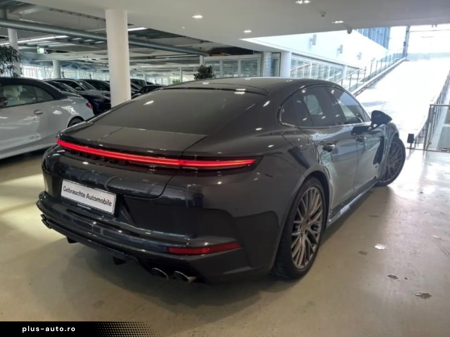 PORSCHE Panamera Turbo E-Hybrid 1.Hd.