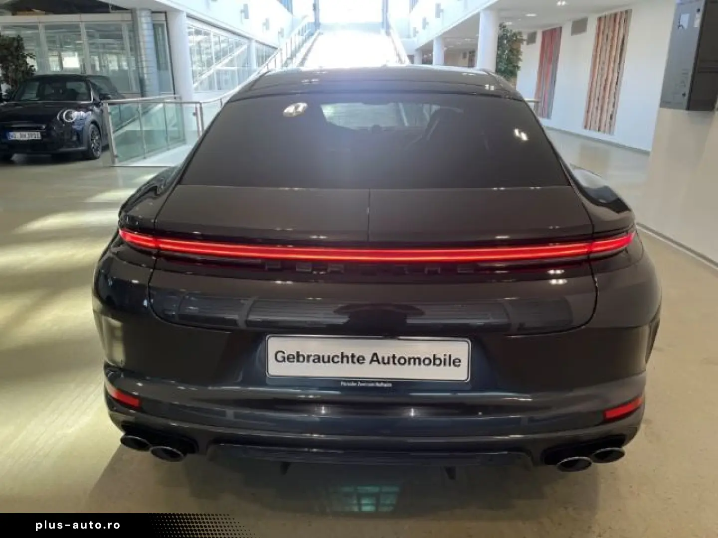 PORSCHE Panamera Turbo E-Hybrid 1.Hd.