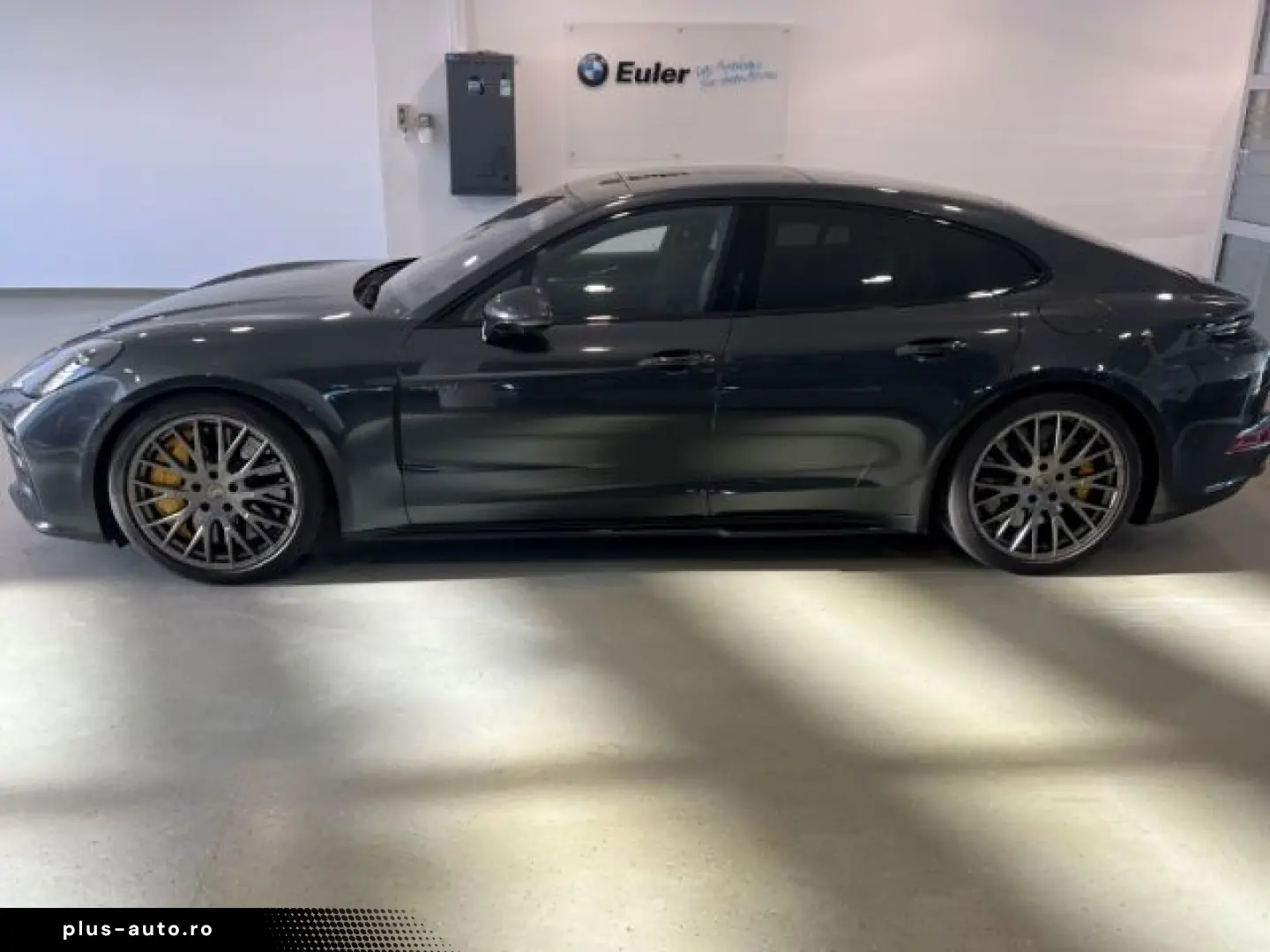 PORSCHE Panamera Turbo E-Hybrid 1.Hd.