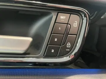 PORSCHE Panamera Turbo E-Hybrid 1.Hd.