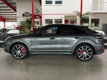 PORSCHE Cayenne Coupe GTS LUFT PANO 360  BOSE