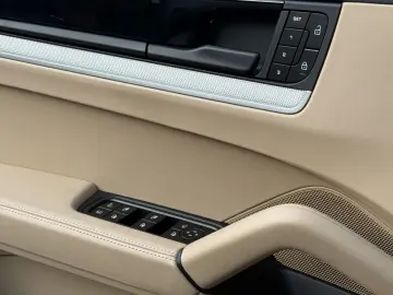 PORSCHE Cayenne E-Hybrid Coupe SPORTDESIGN 22 TURBO RAD