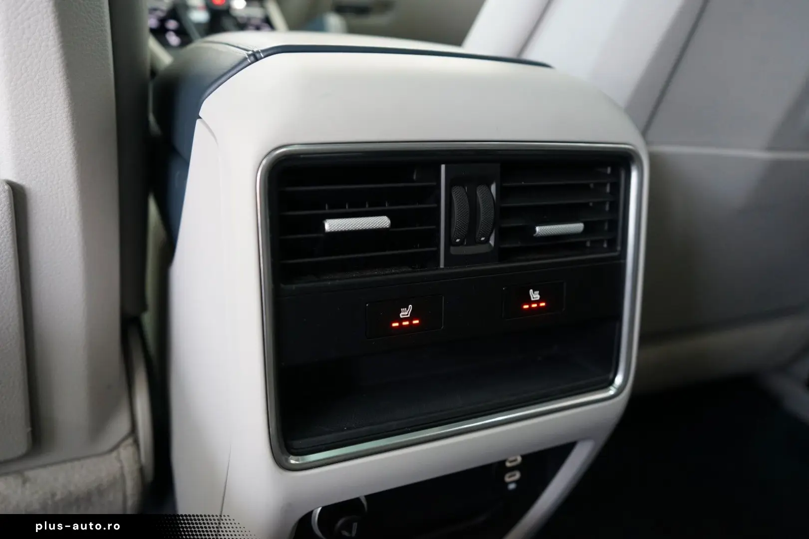 PORSCHE Cayenne Coupe E-Hybrid SportDesign Abgas Matrix