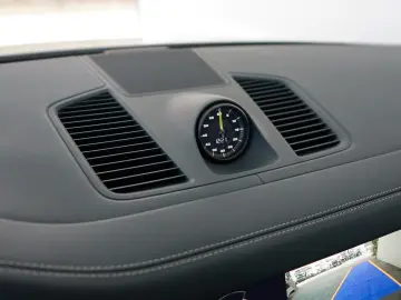 PORSCHE Cayenne Coupe E-Hybrid SportDesign Abgas Matrix