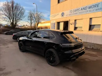 PORSCHE Macan GTS SCHECKEFT Service & TÜV NEU