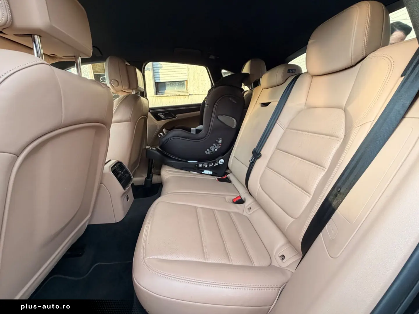 PORSCHE Macan GTS SCHECKEFT Service & TÜV NEU