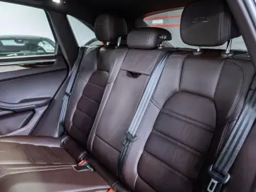 PORSCHE Macan GTS 2.9 V6 PDLS  AHK 360  BOSE PANO STHZ