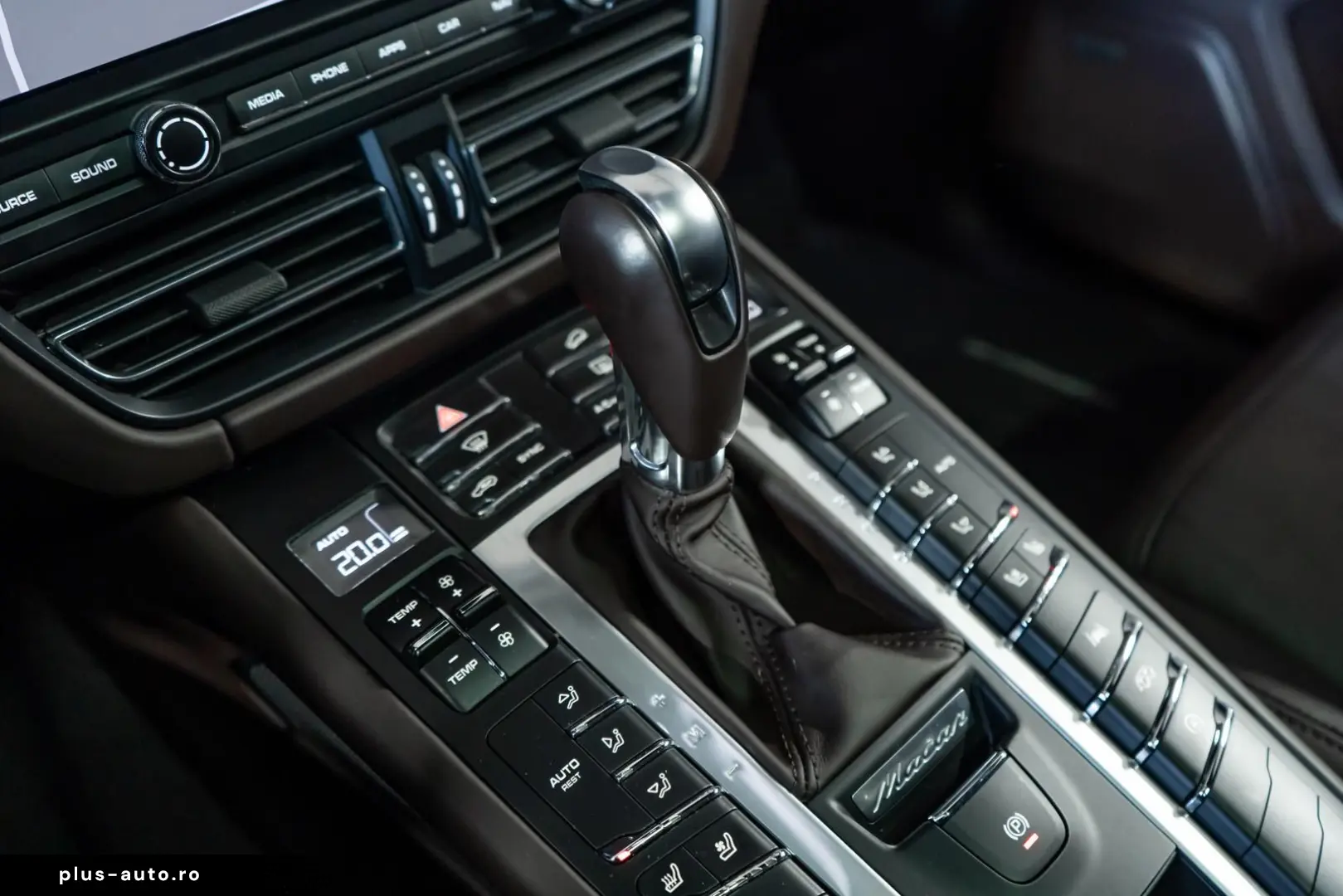 PORSCHE Macan GTS 2.9 V6 PDLS  AHK 360  BOSE PANO STHZ