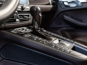 PORSCHE Macan GTS 2.9 V6 PDLS  AHK 360  BOSE PANO STHZ