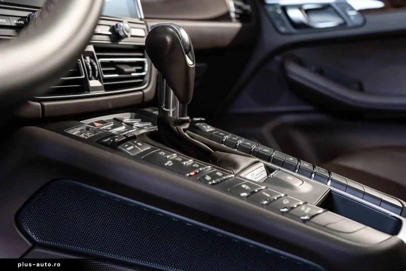 PORSCHE Macan GTS 2.9 V6 PDLS  AHK 360  BOSE PANO STHZ