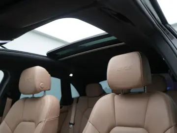 PORSCHE Macan GTS SPORT CHRONO PANO AHK BOSE PDLS  PASM