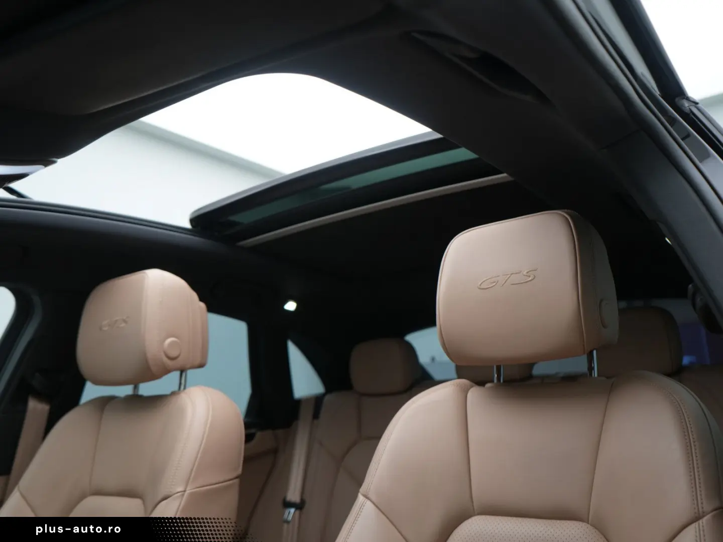 PORSCHE Macan GTS SPORT CHRONO PANO AHK BOSE PDLS  PASM