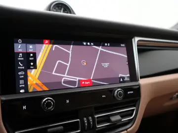 PORSCHE Macan GTS SPORT CHRONO PANO AHK BOSE PDLS  PASM