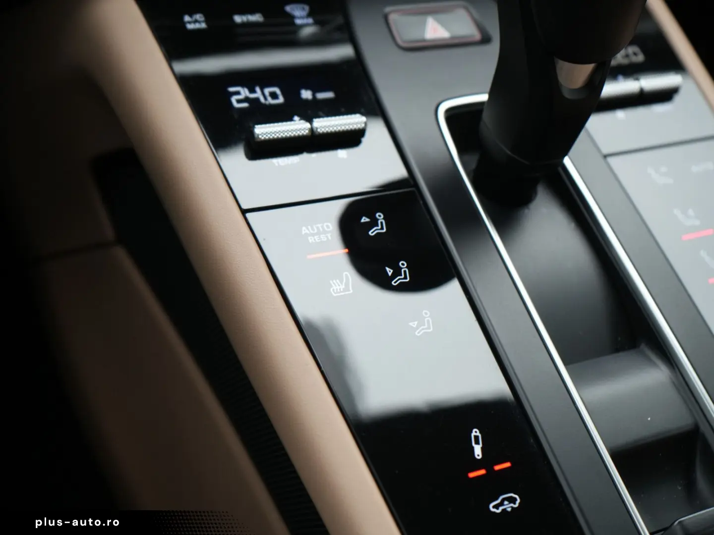 PORSCHE Macan GTS SPORT CHRONO PANO AHK BOSE PDLS  PASM