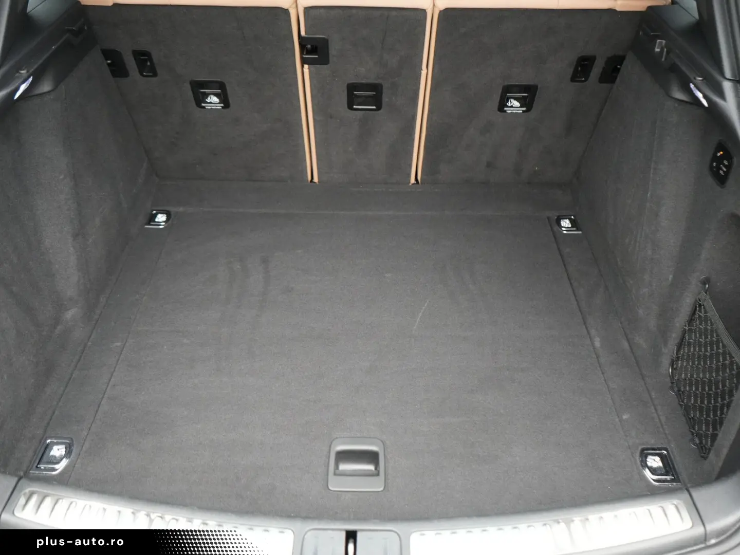 PORSCHE Macan GTS SPORT CHRONO PANO AHK BOSE PDLS  PASM