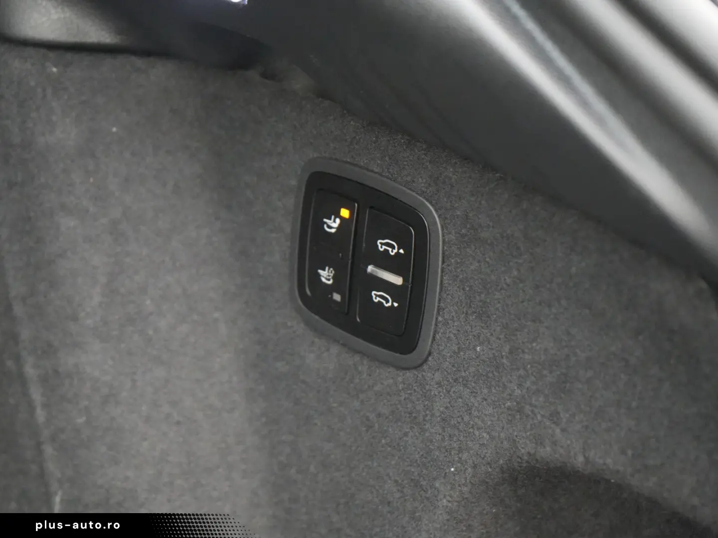 PORSCHE Macan GTS SPORT CHRONO PANO AHK BOSE PDLS  PASM