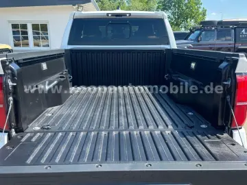 Toyota Tacoma TRD Sport