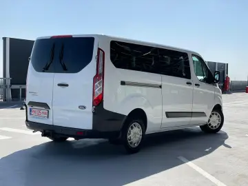 Ford Transit Custom 8   1   MODEL LUNG   2018 - GARANTIE