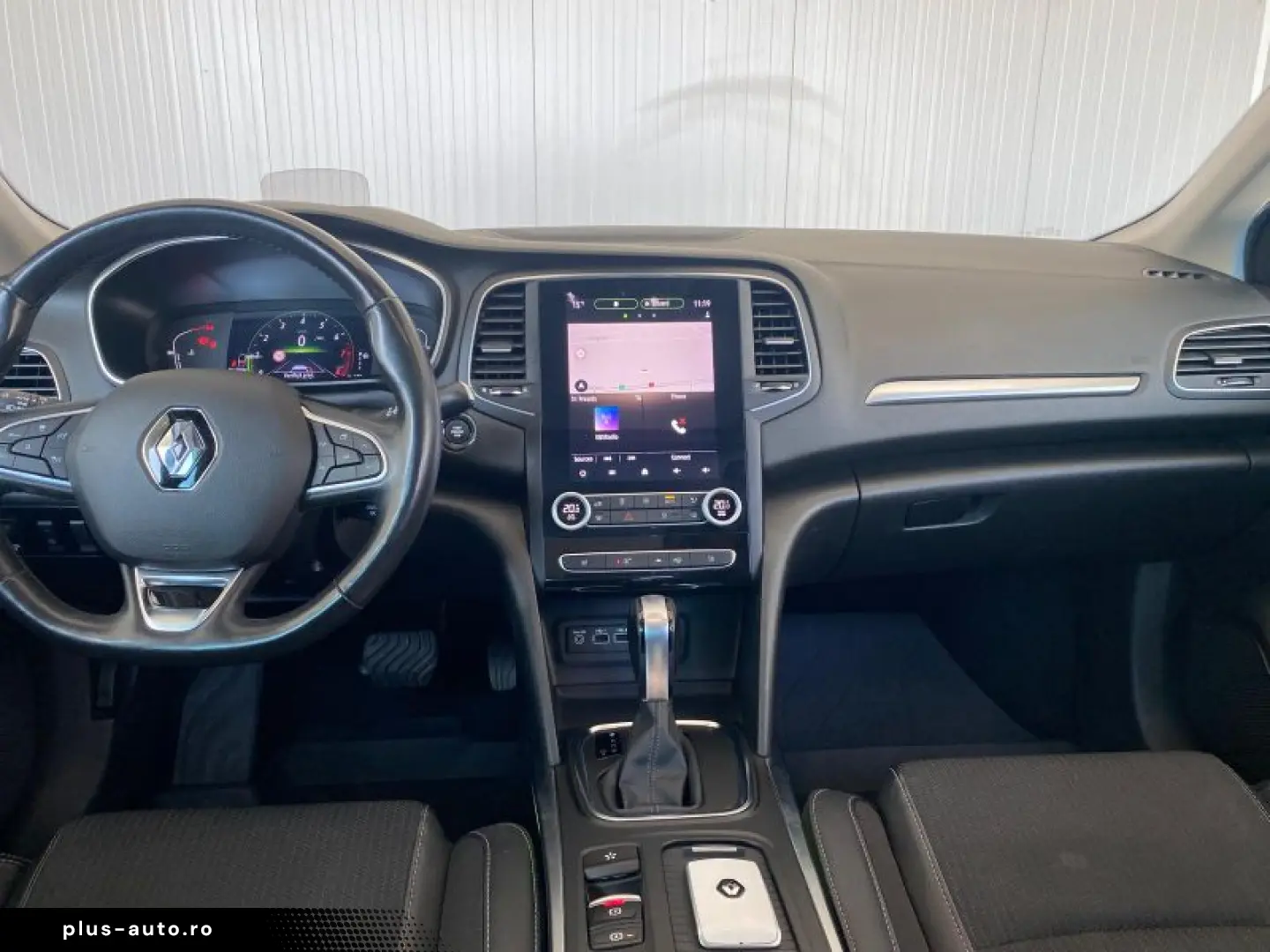 RENAULT MEGANE 1.3 TCe 158CP Intens Estate EDC