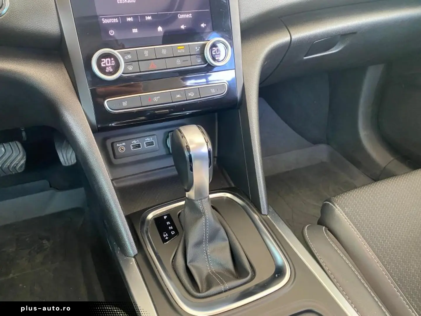 RENAULT MEGANE 1.3 TCe 158CP Intens Estate EDC