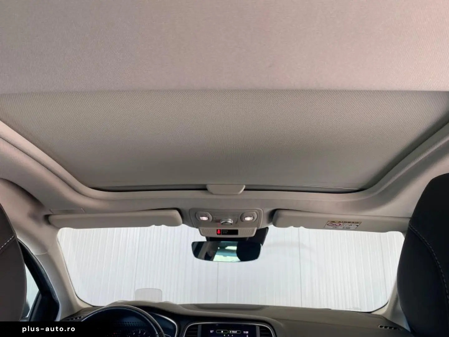 RENAULT MEGANE 1.3 TCe 158CP Intens Estate EDC