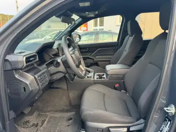 TOYOTA 4-Runner SR-5