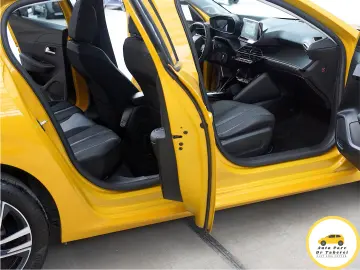 Peugeot 208 Allure Bussines PureTech 100 CVT