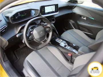 Peugeot 208 Allure Bussines PureTech 100 CVT