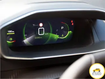 Peugeot 208 Allure Bussines PureTech 100 CVT