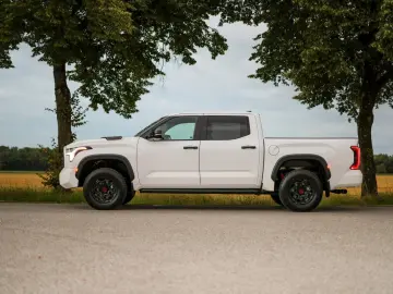 Toyota Tundra Crew Max TRD PRO