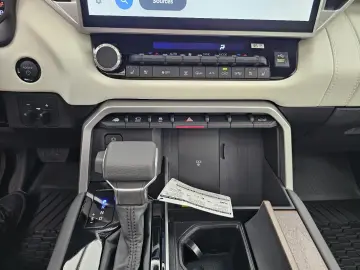 Toyota Crew Max Capestone