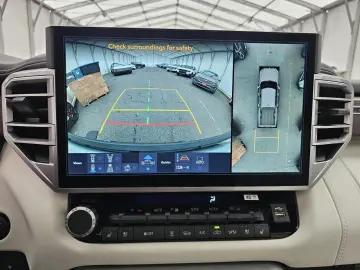 Toyota Crew Max Capestone