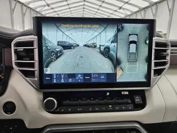 Toyota Crew Max Capestone