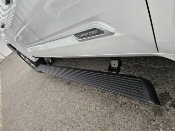 Toyota Crew Max Capestone