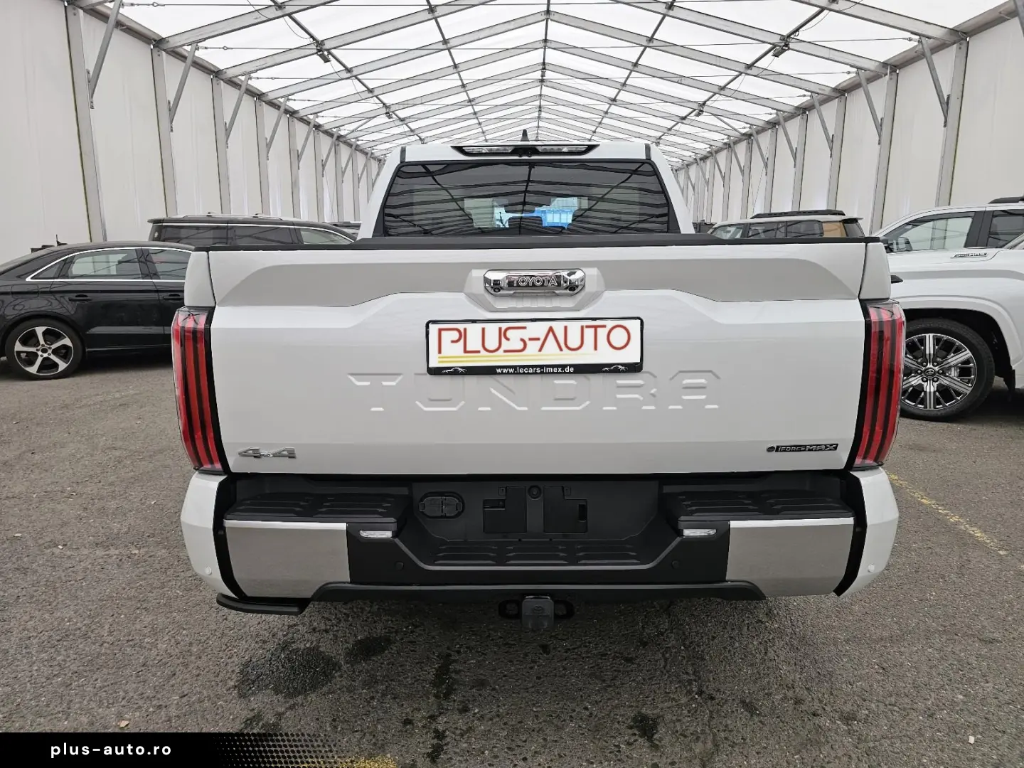 Toyota Crew Max Capestone