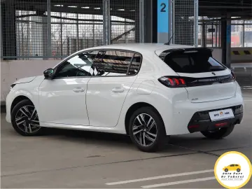 Peugeot 208 Allure Bussines PureTech 100 vision 3D