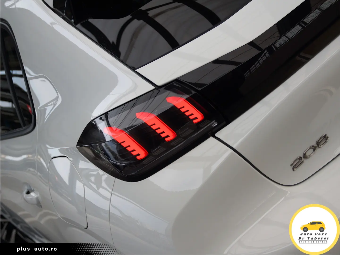 Peugeot 208 Allure Bussines PureTech 100 vision 3D