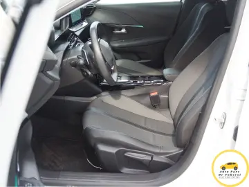 Peugeot 208 Allure Bussines PureTech 100 vision 3D