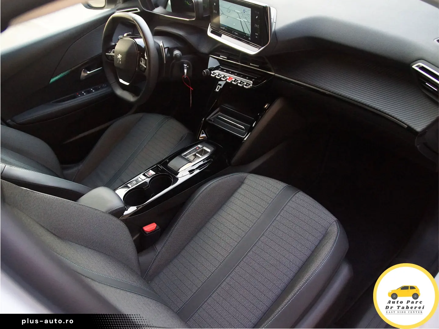 Peugeot 208 Allure Bussines PureTech 100 vision 3D