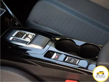 Peugeot 208 Allure Bussines PureTech 100 vision 3D