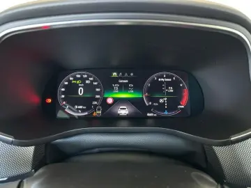 RENAULT ARKANA 1.3 TCe MHEV 140 techno EDC