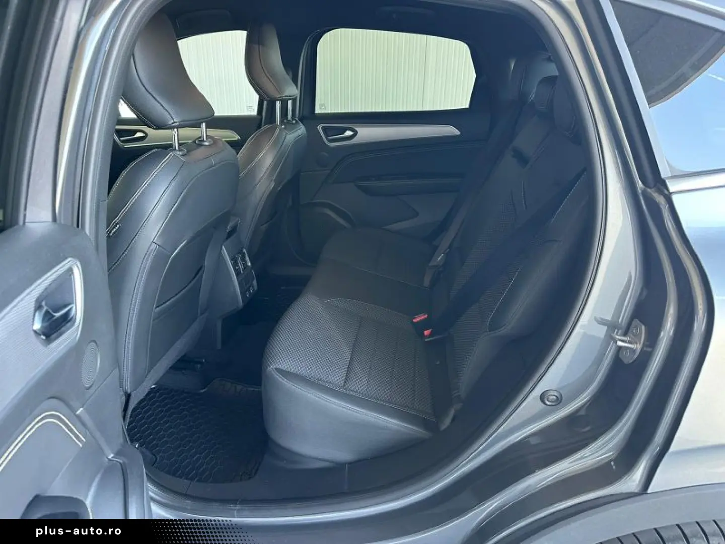 RENAULT ARKANA 1.3 TCe MHEV 140 techno EDC