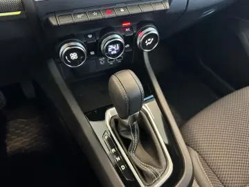 RENAULT ARKANA 1.3 TCe MHEV 140 techno EDC