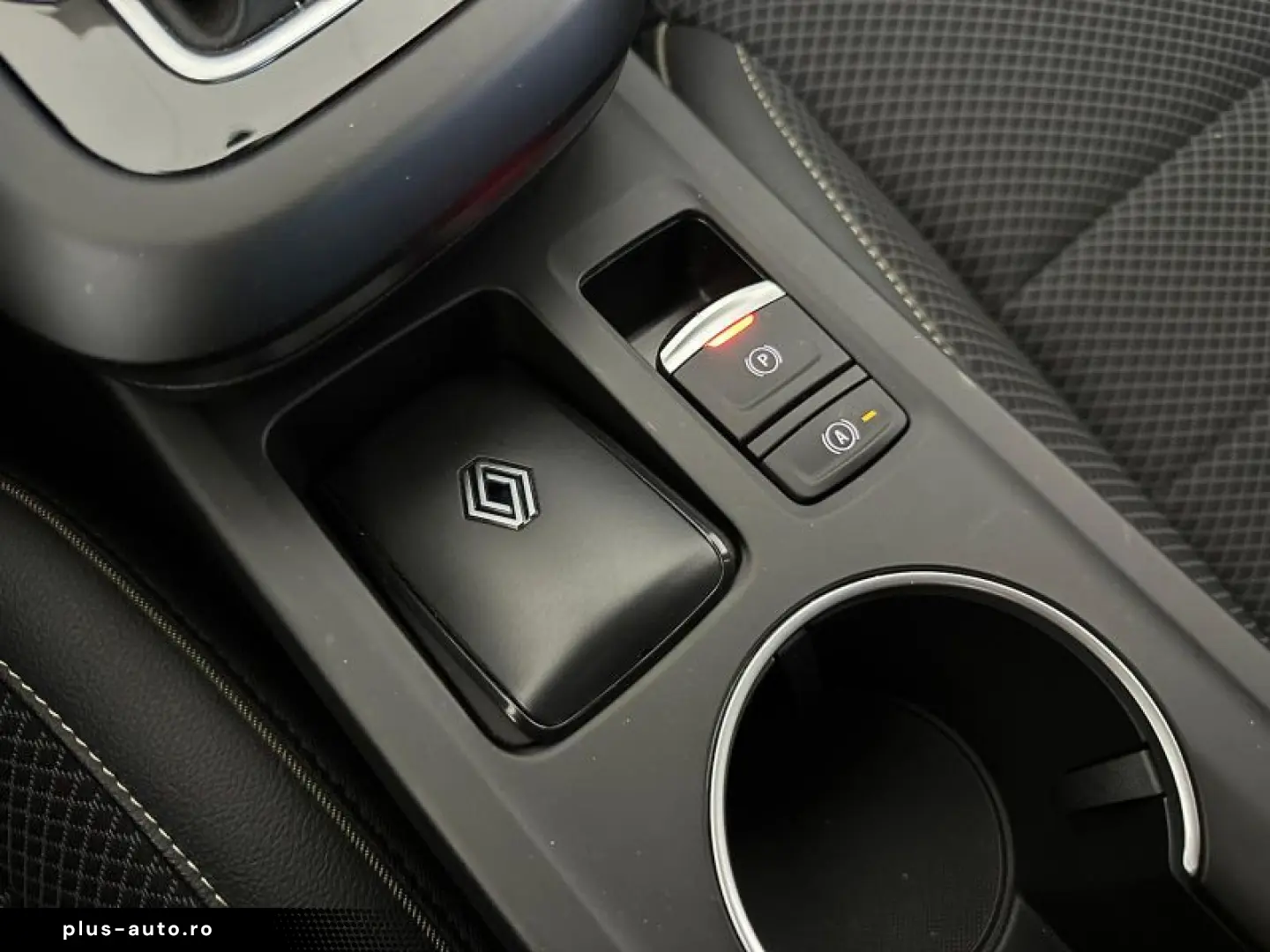 RENAULT ARKANA 1.3 TCe MHEV 140 techno EDC