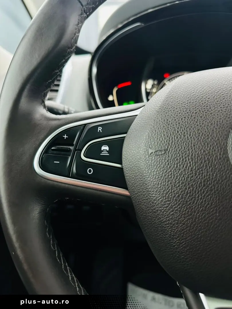 RENAULT ESPACE 2015 1.6D E6 7 Locuri Garantie 12 Luni Rate A